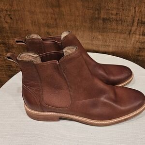 Men's Tan Leather Chukka Boots
